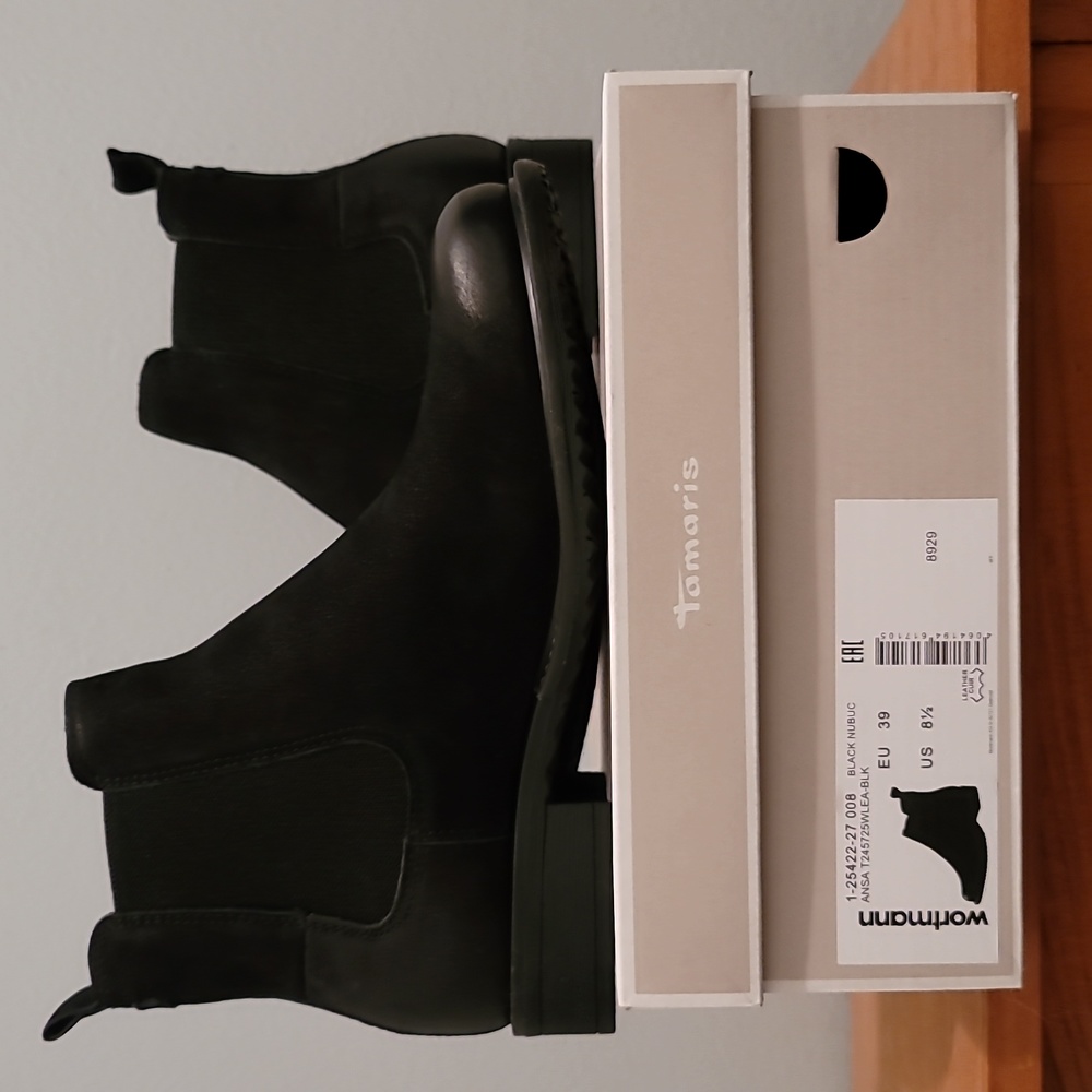 Tamaris Black Leather Nubuck Booties